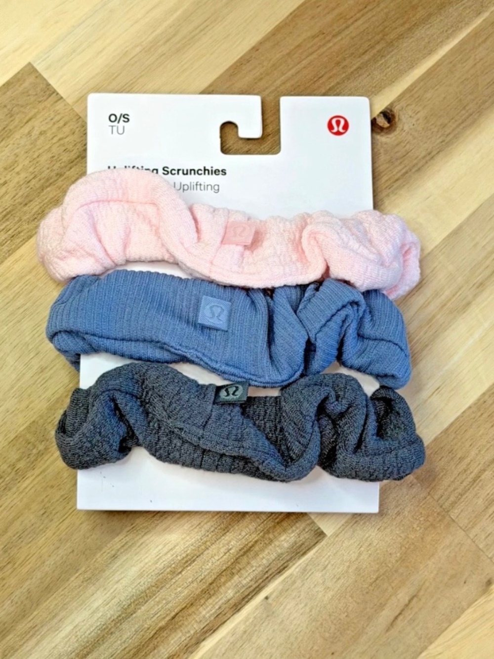 NWT Lululemon Uplifting Scrunchies 3-Pack Strawberry Milkshake/Blue/Grey